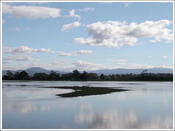 View 10.
The land starts to emerge.
